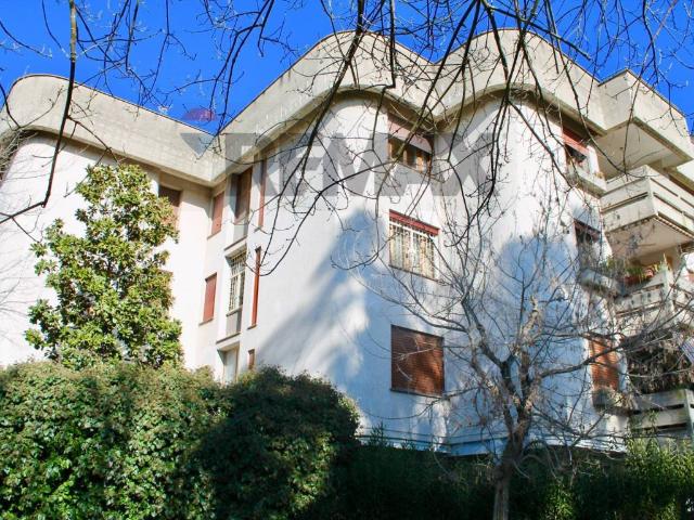 Appartamento in vendita a Roma RM