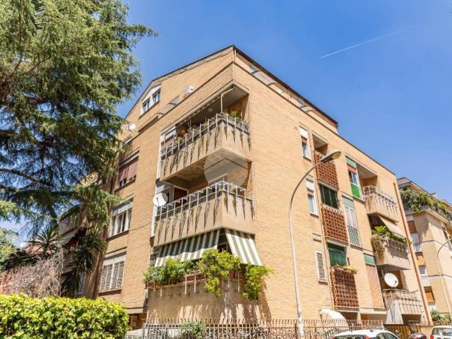 Appartamento in vendita a Roma RM
