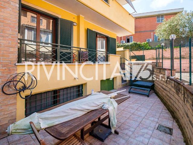 Appartamento in vendita a Roma RM