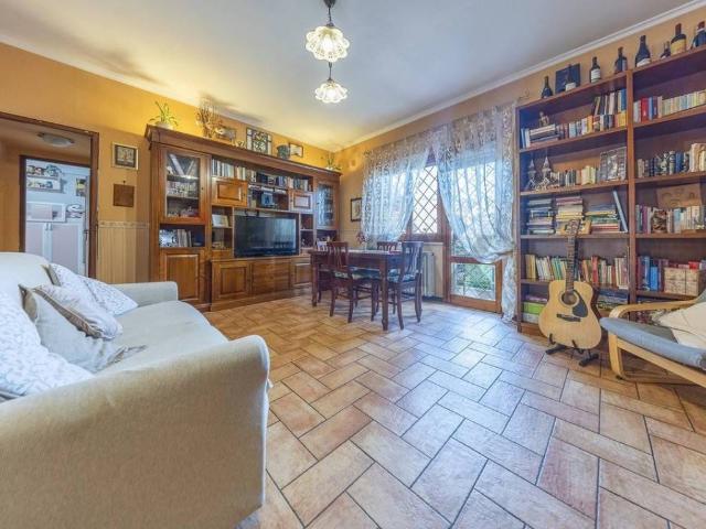 Appartamento in vendita a Roma RM