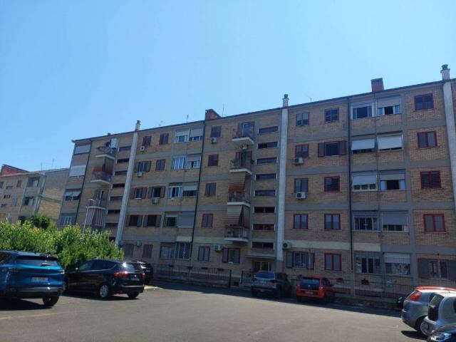 Appartamento in vendita a Roma RM