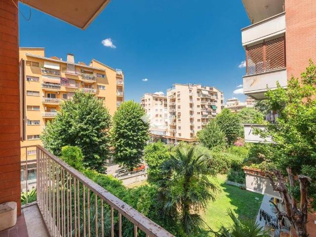 Appartamento in vendita a Roma RM