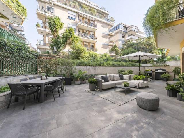 Appartamento in vendita a Roma RM