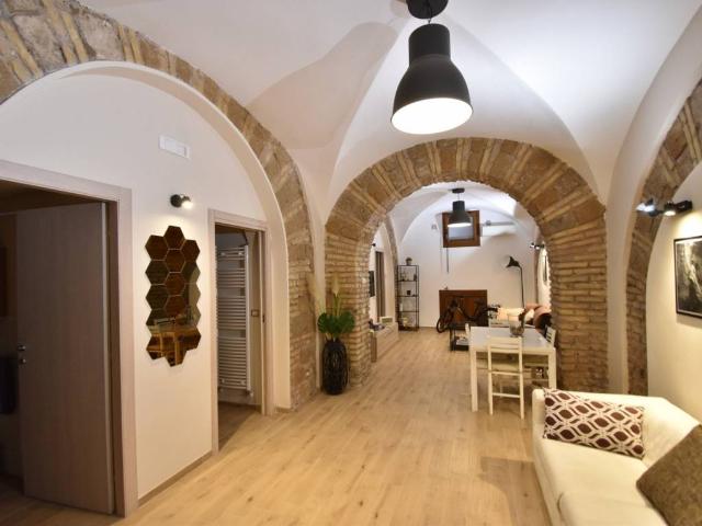 Appartamento in vendita a Roma RM