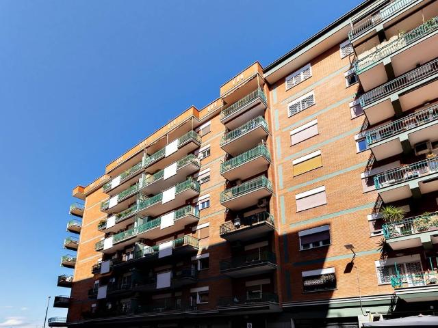 Appartamento in vendita a Roma RM