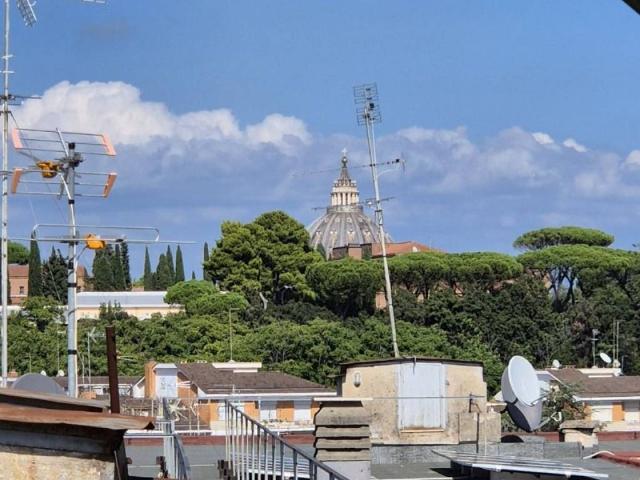 Appartamento in vendita a Roma RM