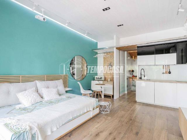 Appartamento in vendita a Roma RM
