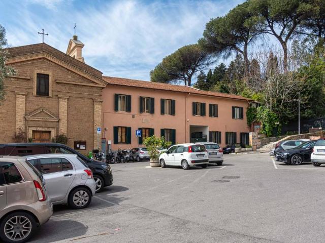 Appartamento in vendita a Roma RM