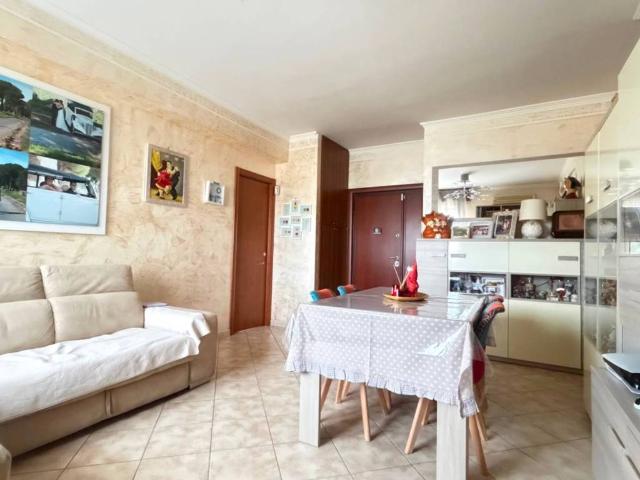 Appartamento in vendita a Roma RM
