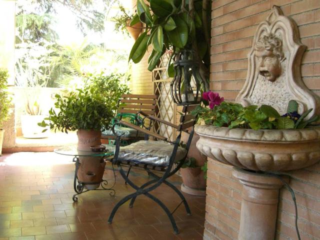 Appartamento in vendita a Roma RM