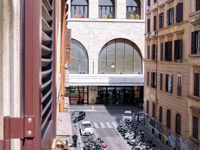 Appartamento in vendita a Roma RM