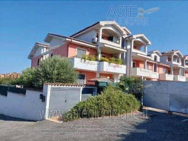 Appartamento in vendita a Roma RM