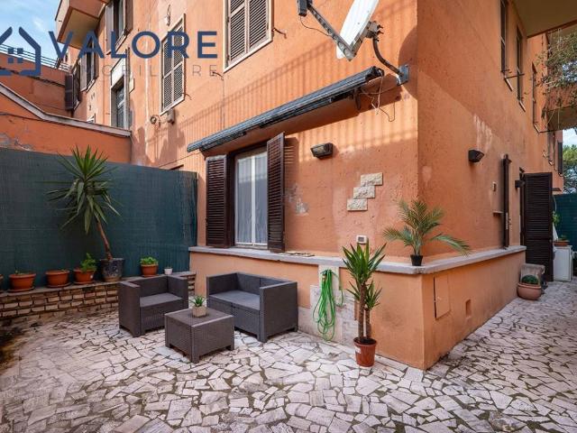 Appartamento in vendita a Roma RM