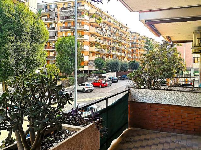 Appartamento in vendita a Roma RM