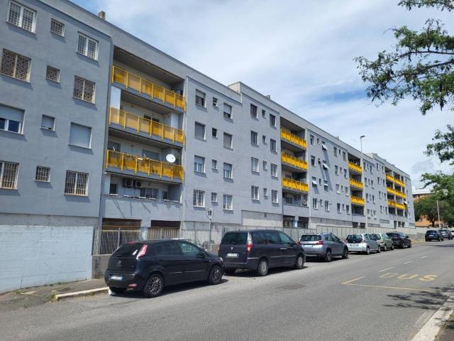 Appartamento in vendita a Roma RM