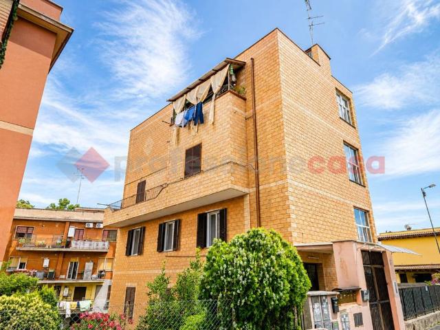 Appartamento in vendita a Roma RM