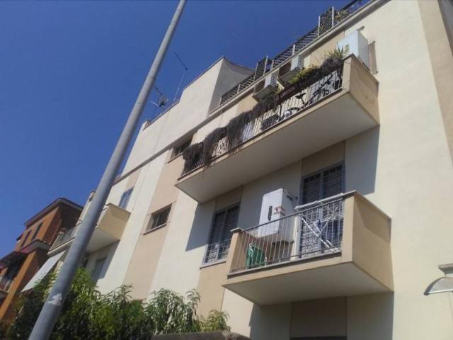 Appartamento in vendita a Roma RM