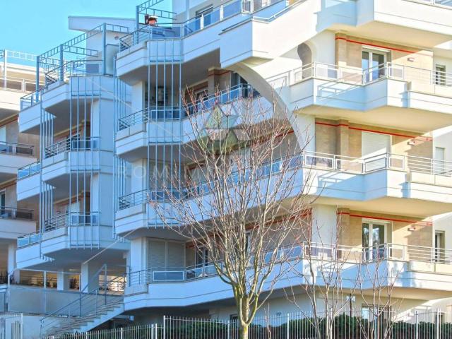 Appartamento in vendita a Roma RM