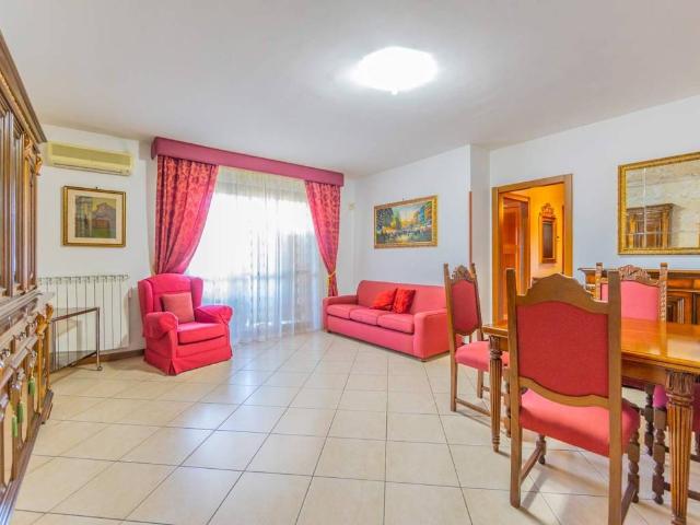 Appartamento in vendita a Roma RM