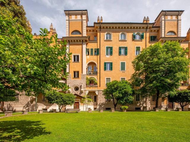 Appartamento in vendita a Roma RM