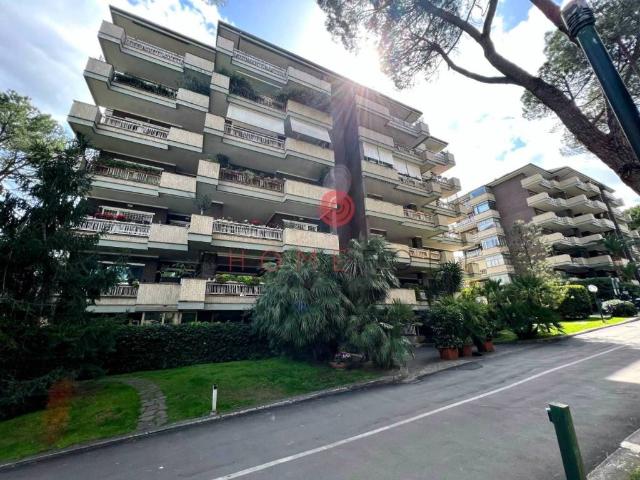 Appartamento in vendita a Roma RM