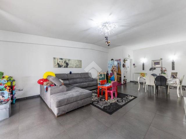 Appartamento in vendita a Roma RM