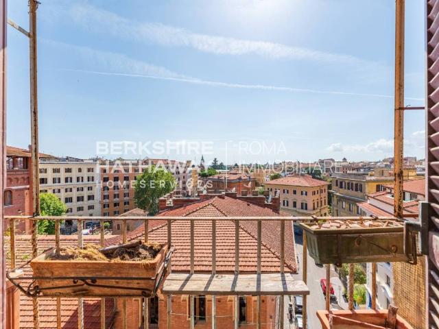 Appartamento in vendita a Roma RM