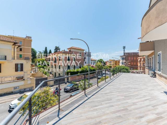 Appartamento in vendita a Roma RM