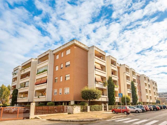 Appartamento in vendita a Roma RM