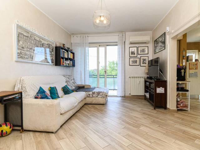 Appartamento in vendita a Roma RM