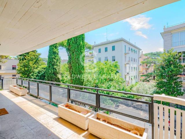 Appartamento in vendita a Roma RM