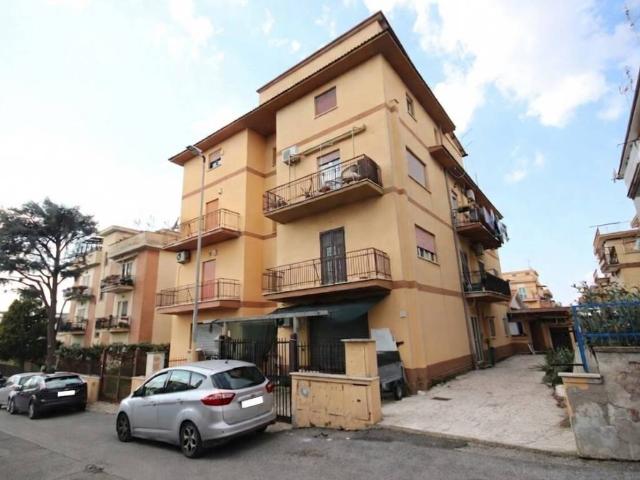 Appartamento in vendita a Roma RM