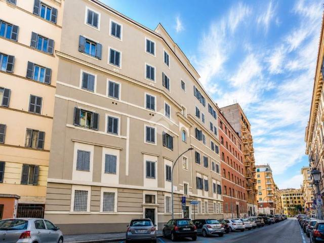 Appartamento in vendita a Roma RM