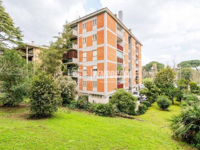 Appartamento in vendita a Roma RM