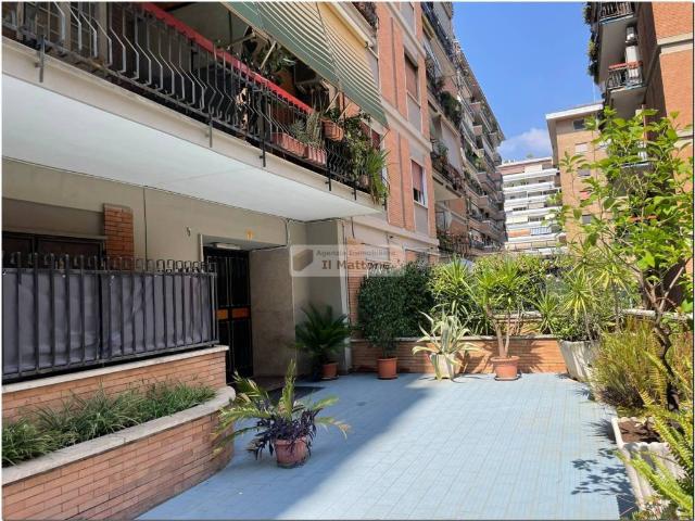 Appartamento in vendita a Roma RM