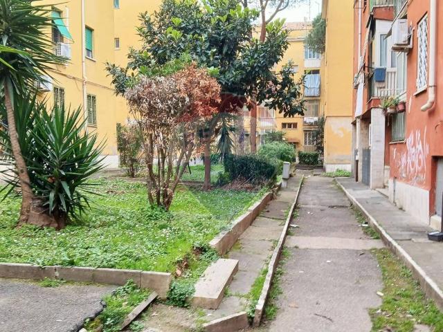 Appartamento in vendita a Roma RM