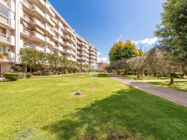 Appartamento in vendita a Roma RM