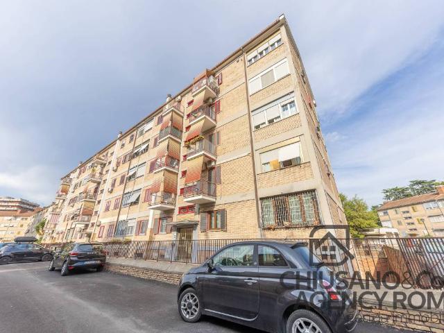 Appartamento in vendita a Roma RM