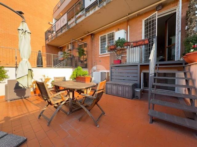 Appartamento in vendita a Roma RM