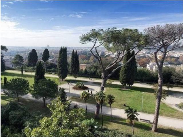 Appartamento in vendita a Roma RM