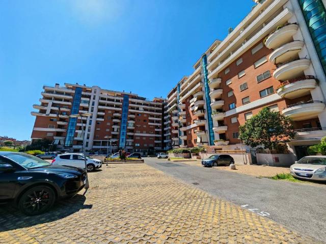 Appartamento in vendita a Roma RM