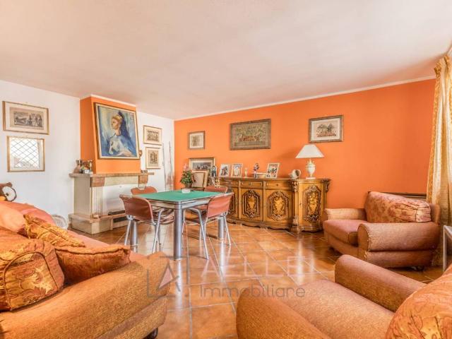 Appartamento in vendita a Roma RM
