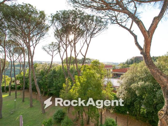 Appartamento in vendita a Roma RM