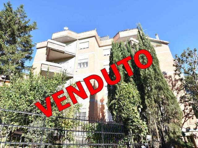 Appartamento in vendita a Roma RM
