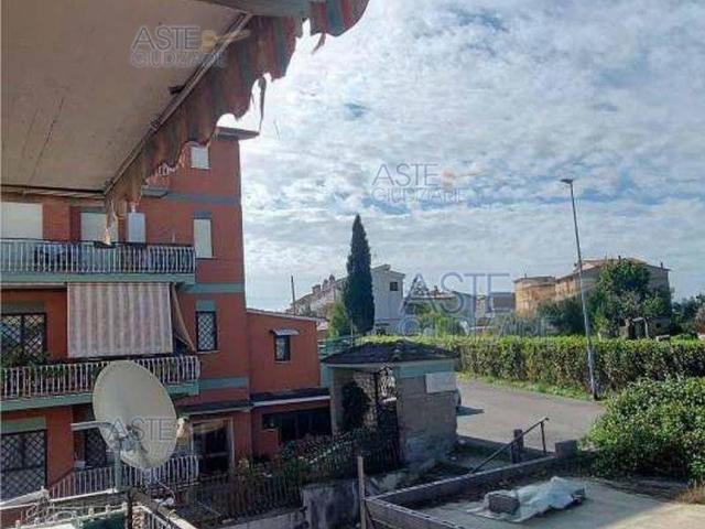 Appartamento in vendita a Roma RM