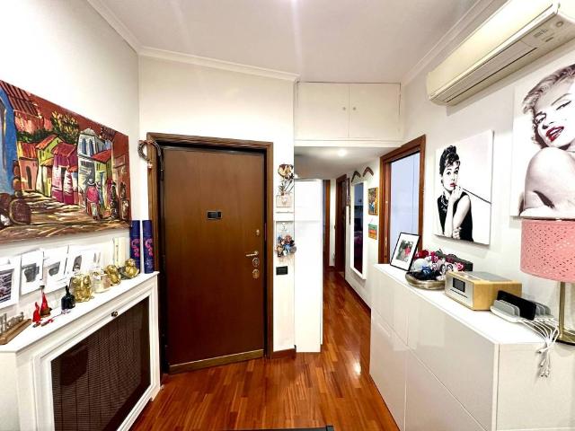 Appartamento in vendita a Roma RM