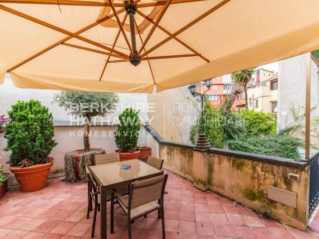 Appartamento in vendita a Roma RM