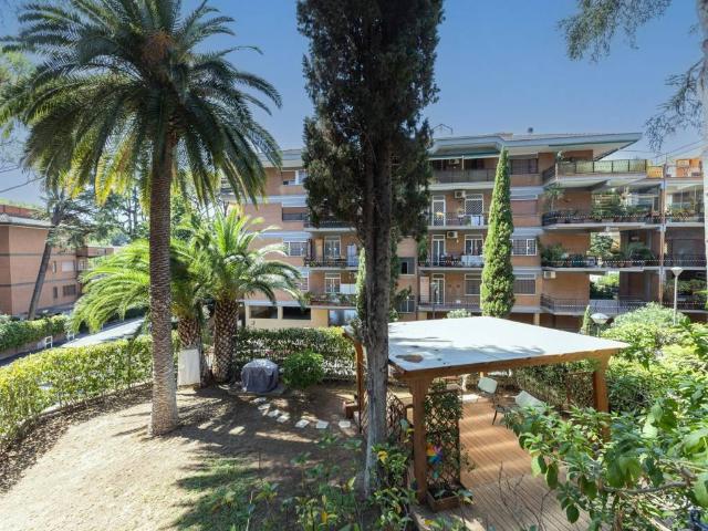 Appartamento in vendita a Roma RM