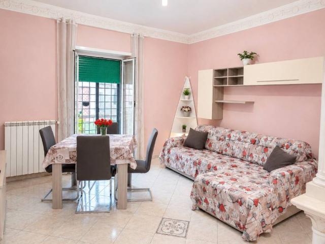 Appartamento in vendita a Roma RM