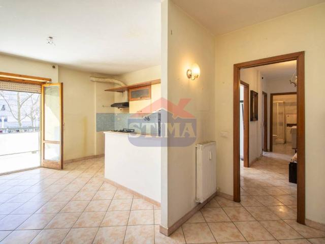 Appartamento in vendita a Roma RM